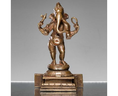 Dimensions: Height 15,5 cm Wide 7,5 cm Depth 4,5 cmWeight: 477,5 grams The elephant-headed god cast standing in abhanga on a 