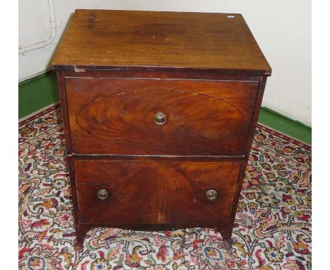 A Regency mahogany commode
