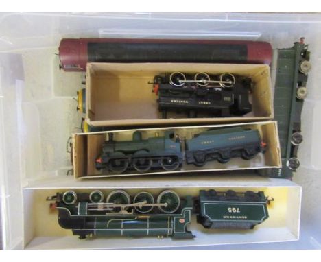 Twelve steam and diesel locomotives by Hornby, Lima and others including Class 37, Class 20, and S.R. Lord Nelson, some items