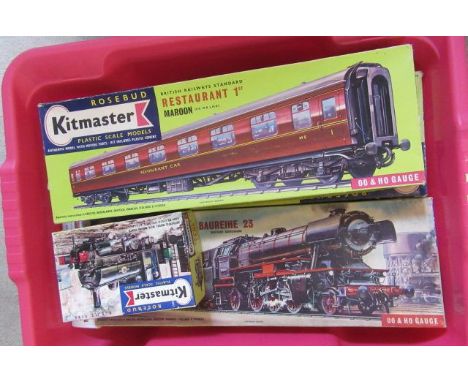 Seven boxed coaches by Lima and Hornby, and seven Kitmaster plastic kits, boxed, unused, G-E (14) (Est. plus 21% premium inc.