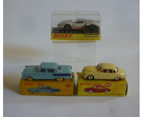 195 Jaguar 3.4 Saloon, cream, boxed, G, 179 Studebaker President Sedan, light/dark blue, box AF, G, and 132 Ford 40-RV plasti