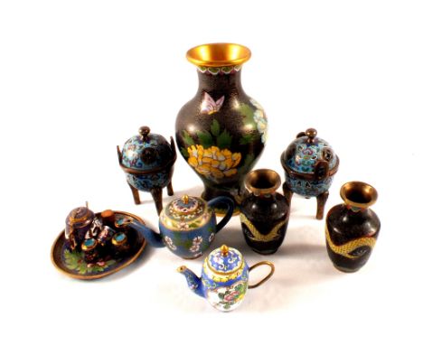 Various items of cloisonne and enamel ware