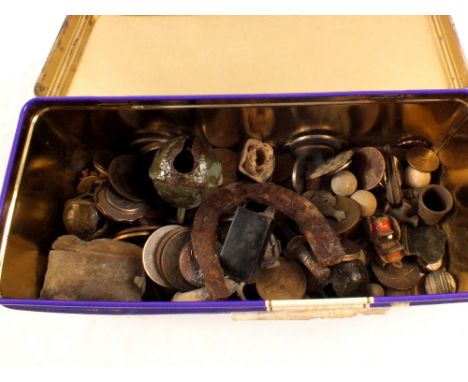 A tin of detector finds and coins including a miniature Victorian papier mache snuff box