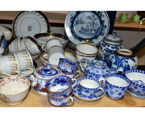 A GROUP OF 18TH AND 19TH CENTURY ENGLISH, ORIENTAL AND CONTINENTAL POTTERY AND PORCELAIN, including a late 18th Century spira