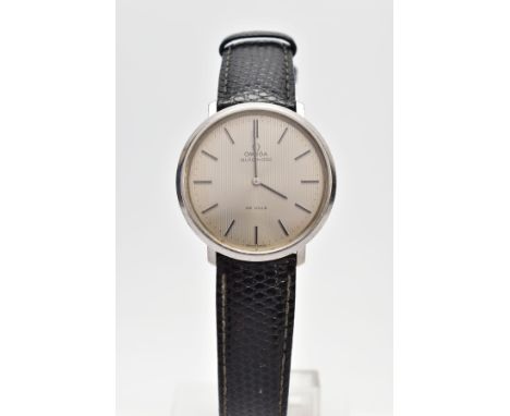 A GENTS 'OMEGA' AUTOMATIC WRISTWATCH, round silver striped dial signed 'Omega automatic, De ville', baton markers, black hand