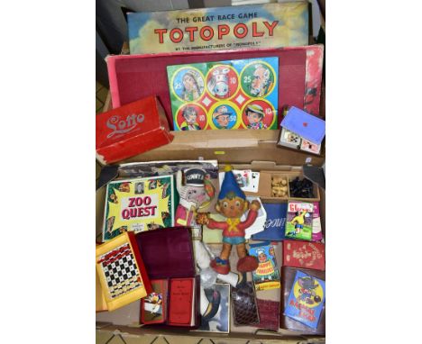 A QUANTITY OF ASSORTED TOYS AND GAMES etc, to include Waddington  'Totopoly' , Parker 'Risk', Ariel Productions/BBC 'Zoo Ques