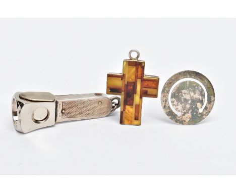 THREE ITEMS, to include a silver cigar cutter, with an engine turned design, fitted with a suspension loop, hallmarked 'W.M' 