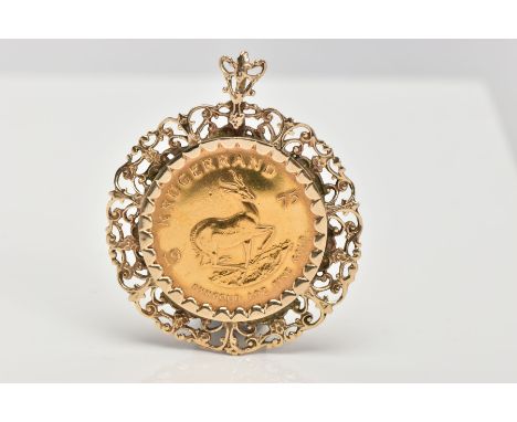 A KRUGERRAND PENDANT, the South Africa 1975 1 oz Krugerrand within a scrolling 9ct gold mount, mount with 9ct hallmark for Lo