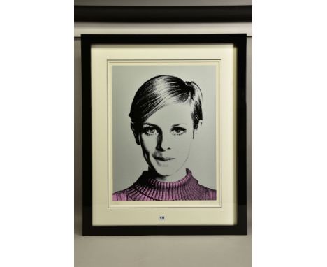 NUALA MULLIGAN (BRITISH CONTEMPORARY) 'COVER GIRL' an artist proof print of 1960's icon Twiggy, signed with certificate, appr