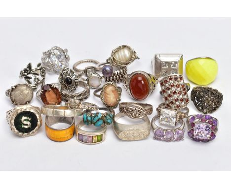 A BAG OF ASSORTED WHITE METAL RINGS, twenty seven rings in total, some set with semi-precious stones, most with marks to indi