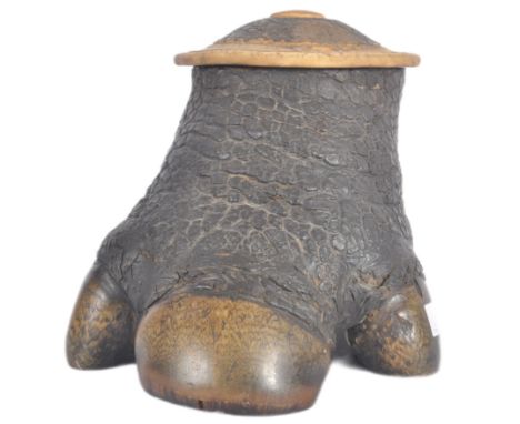 Natural History &amp; Taxidermy - A 19th Century Indian Rhino Rhinoceros foot lamp base. Horn / bone circular rim above the m