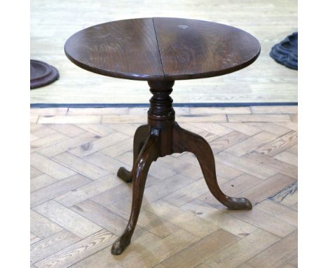A George III oak snap-top tripod wine table, 39 cm x 47 cm, (reduced)