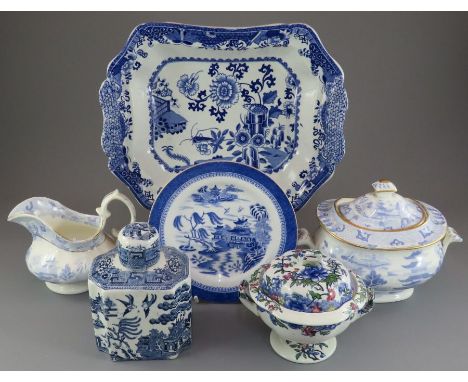 A group of early and mid-nineteenth century blue and white transfer-printed wares, c. 1820-60. To include: a Willow pattern t