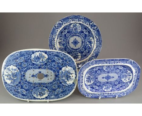 A group of early nineteenth century blue and white transfer-printed Spode Net pattern wares, c. 1815-25. To include: a side p