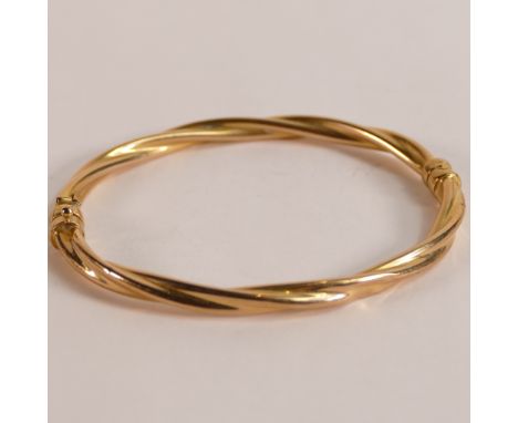 9ct gold rope twist bangle, 6.2g.