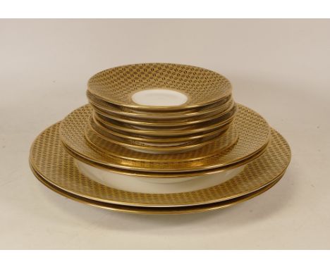 Royal Crown Derby Kaleidoscope dinner ware to include two dinner plates, two rimmed bowls , 1 side plate and six saucers. (11