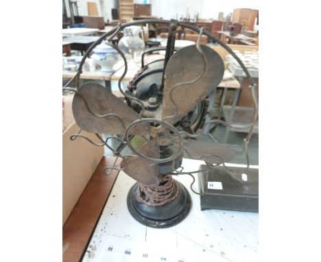 An Italian vintage desk fan