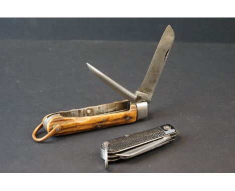 Two Vintage Jack Knives To Include A Military Issued Example With Broad Arrow Mark. 