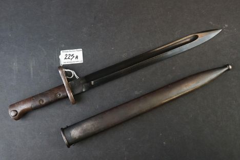 Lee Enfield No. 4 mk II bayonet CA marked with plastic Mk 3 scabbard