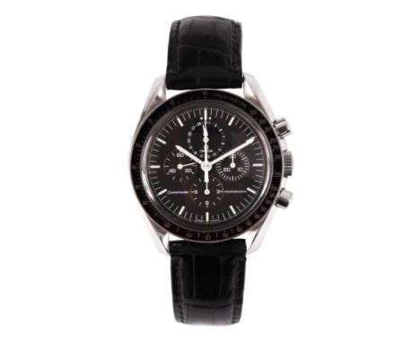 A GENTLEMAN’S STAINLESS STEEL OMEGA SPEEDMASTER PROFESSIONAL MOONPHASE WRISTWATCH on original leather strap having black dial