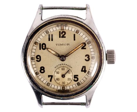 A GENTLEMAN’S WW2 MILITARY STAINLESS STEEL TIMOR WRISTWATCH having a silvered dial with Arabic numerals and seconds dial fron