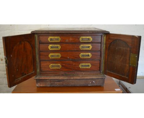 19th century travelling silversmiths / jewelers / watchmakers four drawer lockable cabinet, with interior plaque 'Goldsmiths 