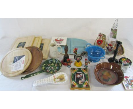 Box of kitchenalia etc inc bargeware, candle lamp, breadboards etc