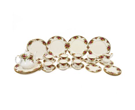 Royal Albert Old Country Roses part dinner service comprising 6 x cups, 6 x saucers, 6 x side plates, 6 x dinner plates, 1 x 