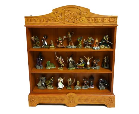 A complete set of 25 Danbury Mint Lord Of The Rings figures, with the original wooden display case&nbsp;