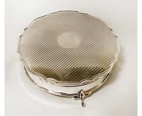 HM SILVER JEWELLERY CASKET - APPROX 348 GRAMS - 4CMS (H) APPROX