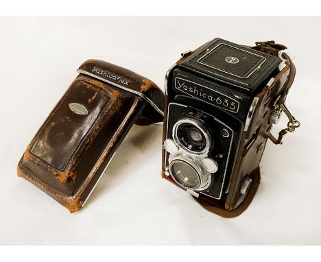 YASHICA 635 CAMERA