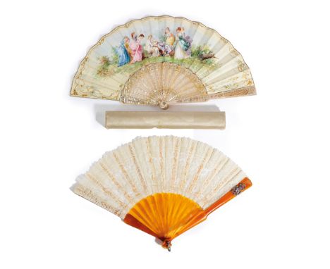 λ A LATE VICTORIAN LACE AND BLONDE TORTOISESHELL FAN BY A. RODIEN, RETAILED BY DUVELLEROY, C.1890 with amber coloured guards 