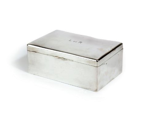 AN EDWARDIAN SILVER CIGAR BOX BY CHARLES AND GEORGE ASPREY, LONDON, 1902 of plain rectangular form, the hinged cover engraved