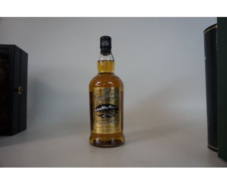 CAMPBELTOWN LOCH 30 YEAR OLD
A bottle of Springbanks Premium Blended Scotch Whisky.  70cl.  40% abv.  In original presentatio