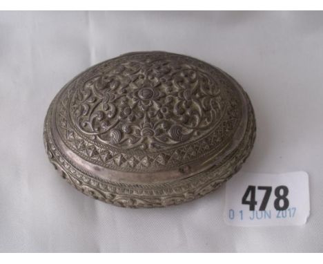 Eastern white metal snuff box chased with foliage  3” wide 70g        