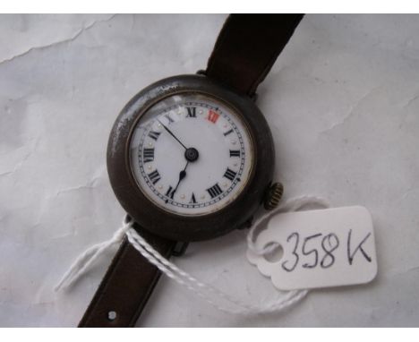 Gun metal vintage wrist watch  