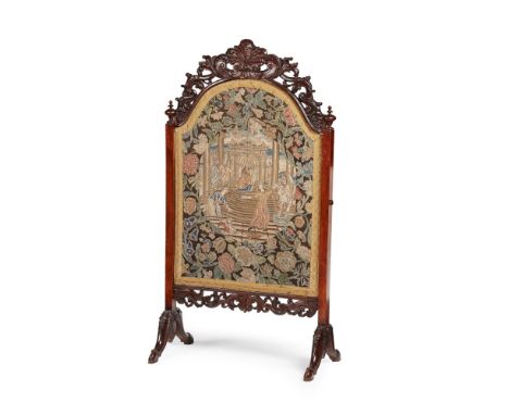 WILLIAM AND MARY STYLE WALNUT AND NEEDLEWORK FIRE SCREEN  19TH CENTURY, THE NEEDLEWORK 17TH CENTURY   the adjustable back sur