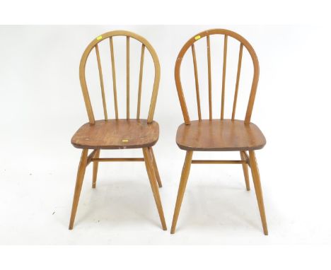 Pair of Ercol model 400 Windsor Kitchen chairs w46cm d44cm overall H86cm seat H44cmAreas of wear & use, structure is solid, c