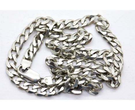 Silver flat neck chain 21g L: 23cm. P&amp;P Group 1 (£14+VAT for the first lot and £1+VAT for subsequent lots) 