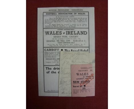 1946 Wales v Ireland, a programme & ticket from the game played at Cardiff on 04/05/1946, together with 2 small pages of auto