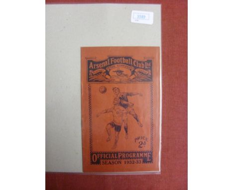 1932/33 Arsenal v Sheffield Utd, a programme from the game played on 24/12/1932, team changes