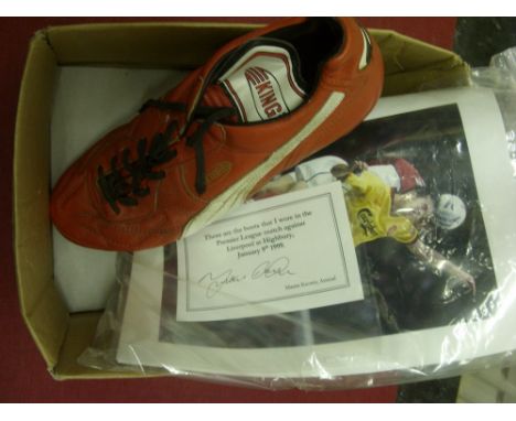 1998/1999 Arsenal, a pair of football boots as worn by Martin Keown against Liverpool on 09/01/1999, with a signed note of au