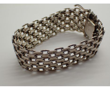 Silver chain link bracelet
