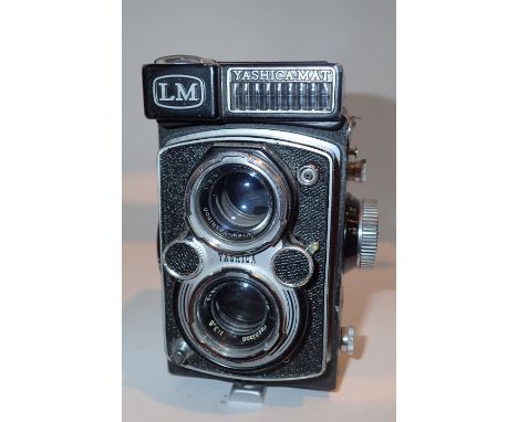 Yashica Mat LM camera in hard leather case 