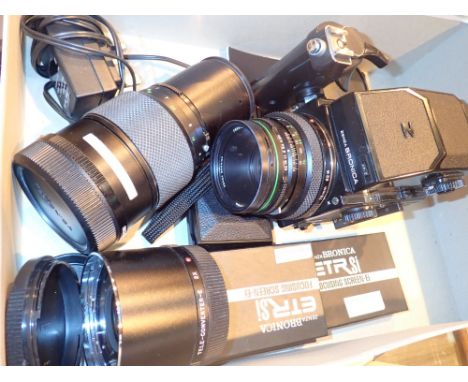 Bronica ETRS camera with 1:2.8 F = 75 mm and 1:5.6 F = 25 mm lenses and other related items 