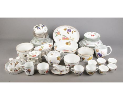 A good collection of Royal Worcester Evesham dinner wares to include ramekins, tea pot, milk jug, cups, etc. Approx. 71 piece
