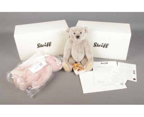 Two boxed Steiff jointed teddy bears to include Alpaca Rose bear (663031) and The 'Perfekt' bear (662447). Both with certific