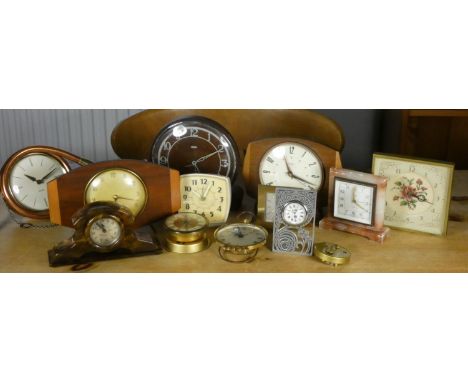 A collection of mantle clocks, to include a Westalox hunting horn wall clock 