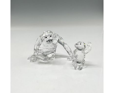 Design demonstrates the strong bond between a mother and child. Crafted in sparkling clear faceted crystal with jet crystal e
