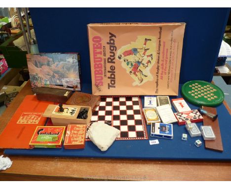 Miscellaneous games including Subbuteo international table rugby, boxed cards, dominoes, cribbage board etc.